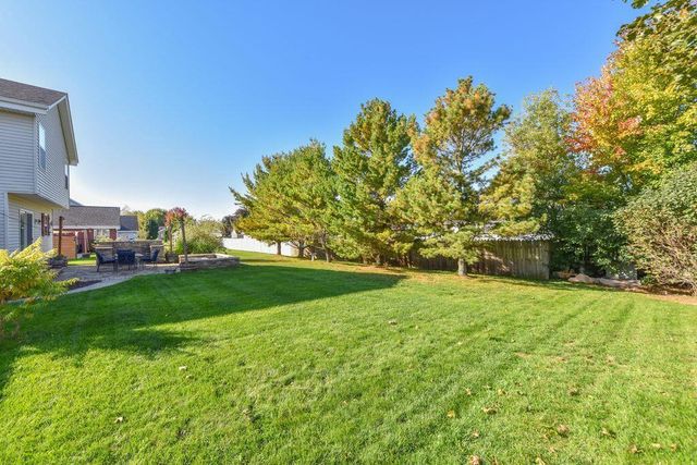 1511 Redtail DRIVE, Hartford, WI 53027