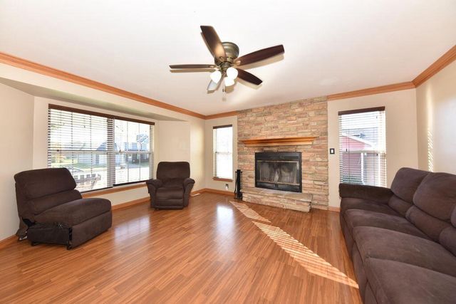 1511 Redtail DRIVE, Hartford, WI 53027