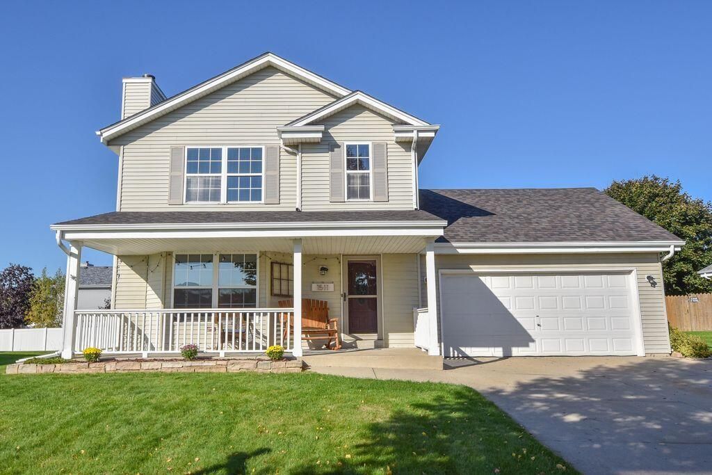 1511 Redtail DRIVE, Hartford, WI 53027