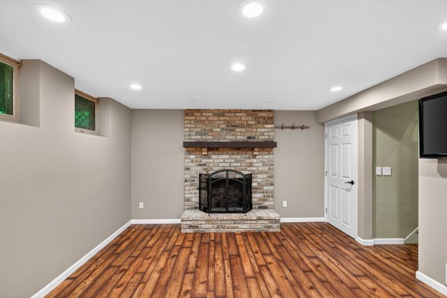 1340 Balsam Street E, Eagan, MN 55123