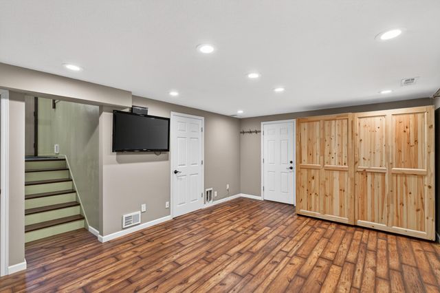 1340 Balsam Street E, Eagan, MN 55123