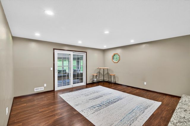 1340 Balsam Street E, Eagan, MN 55123