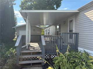 2656 Lake breeze Drive, Madison, OH 44057