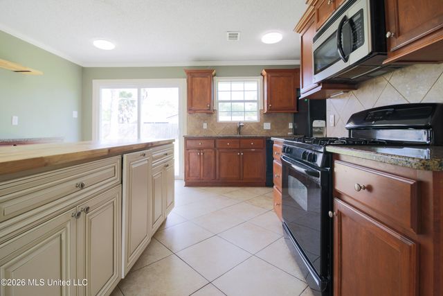 15176 Royal Street, Gulfport, MS 39503