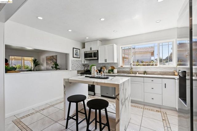 4400 Sycamore Avenue, Richmond, CA 94804