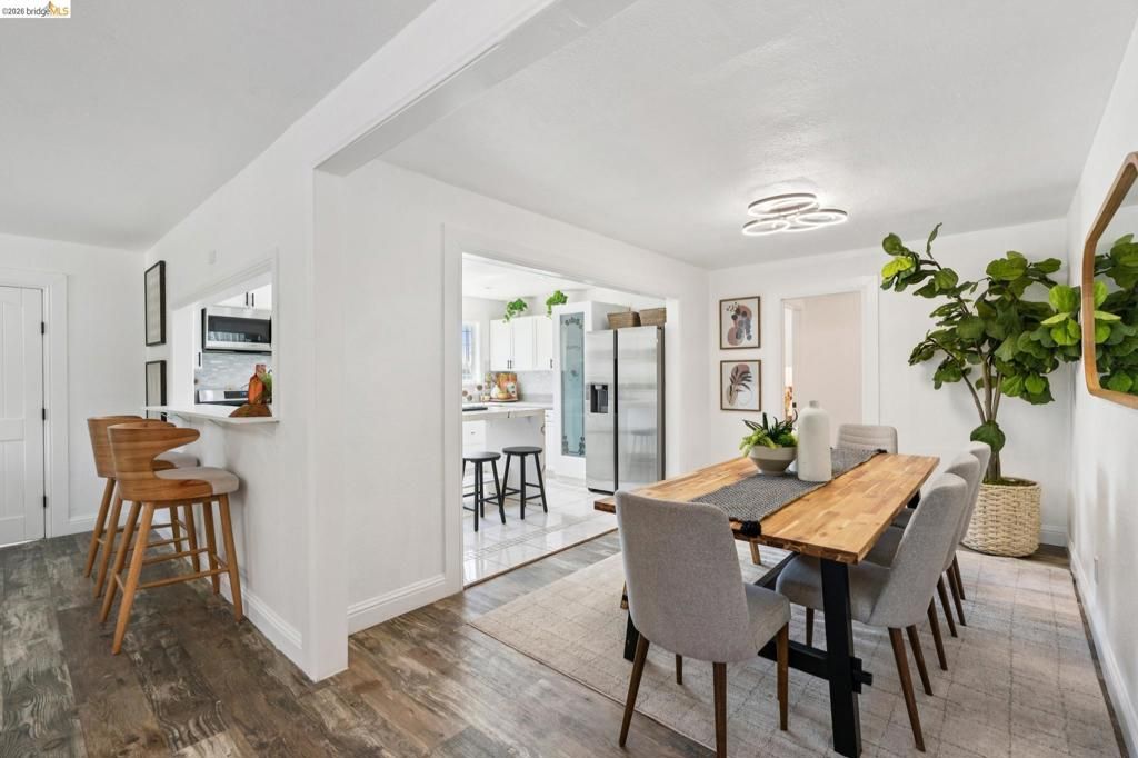Image 8 of property listing at 4400 Sycamore Avenue, Richmond, CA 94804