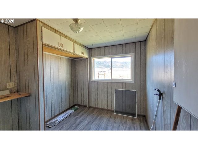 292 BISHER St, Halfway, OR 97834