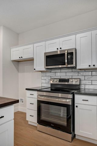 1137a N Dickerson Avenue, Springfield, MO 65803