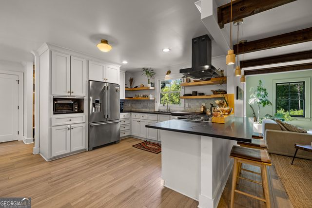 456 W McIntosh Road, Brooks, GA 30205