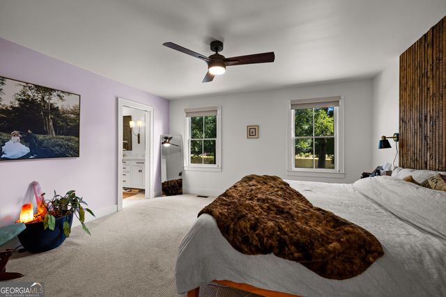 456 W McIntosh Road, Brooks, GA 30205