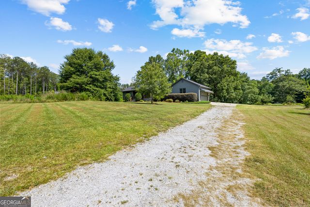 456 W McIntosh Road, Brooks, GA 30205