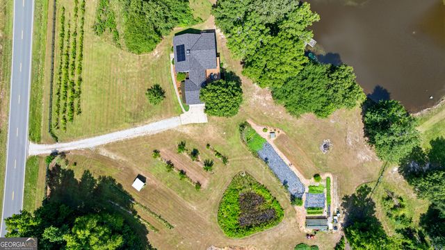 456 W McIntosh Road, Brooks, GA 30205