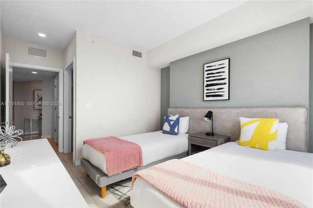 3900 Biscayne Blvd S-802, Miami, FL 33137