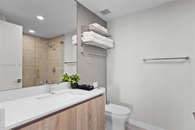 3900 Biscayne Blvd S-802, Miami, FL 33137