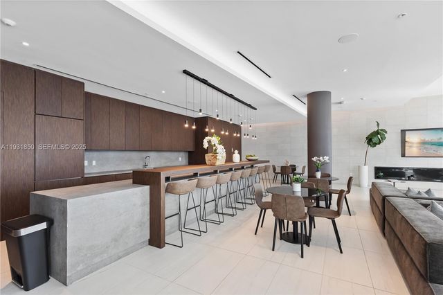 3900 Biscayne Blvd S-802, Miami, FL 33137