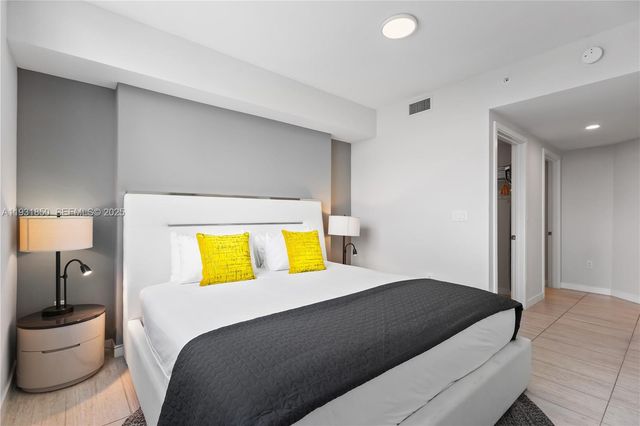 3900 Biscayne Blvd S-802, Miami, FL 33137