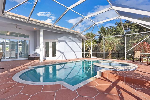 16146 N 72nd Dr Drive N, Palm Beach Gardens, FL 33418