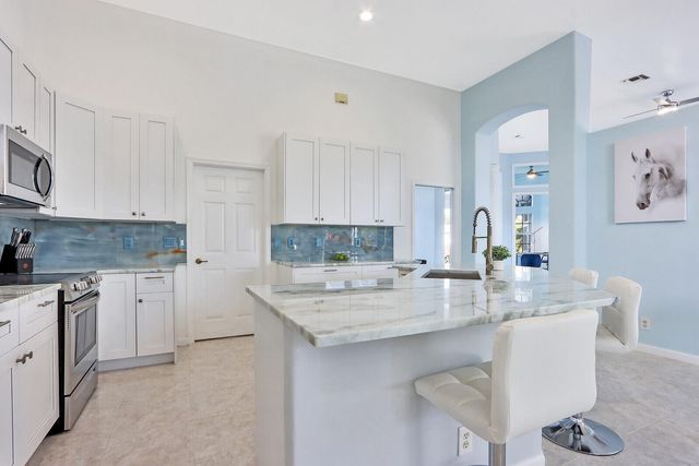16146 N 72nd Dr Drive N, Palm Beach Gardens, FL 33418