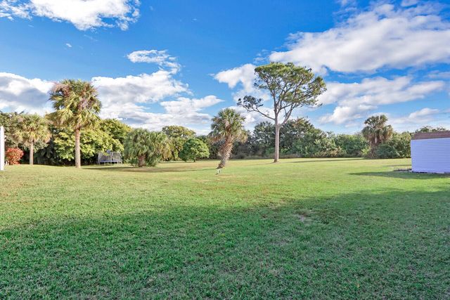 16146 N 72nd Dr Drive N, Palm Beach Gardens, FL 33418
