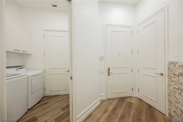 2747 Paradise Road 104, Las Vegas, NV 89109