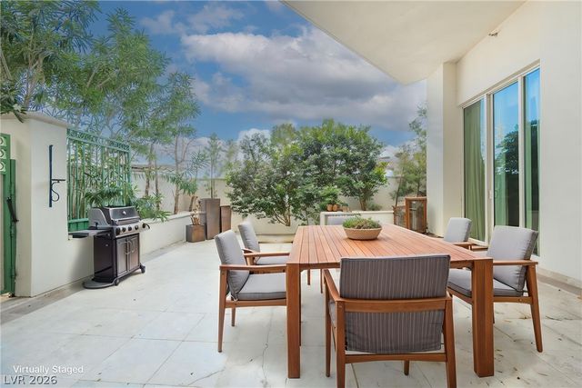2747 Paradise Road 104, Las Vegas, NV 89109