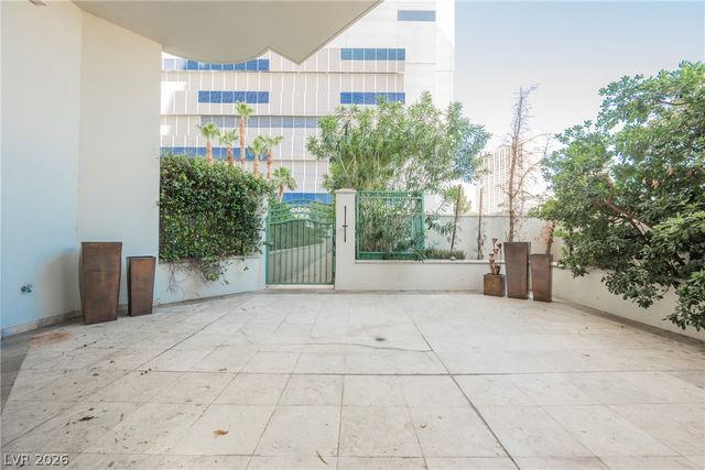 2747 Paradise Road 104, Las Vegas, NV 89109