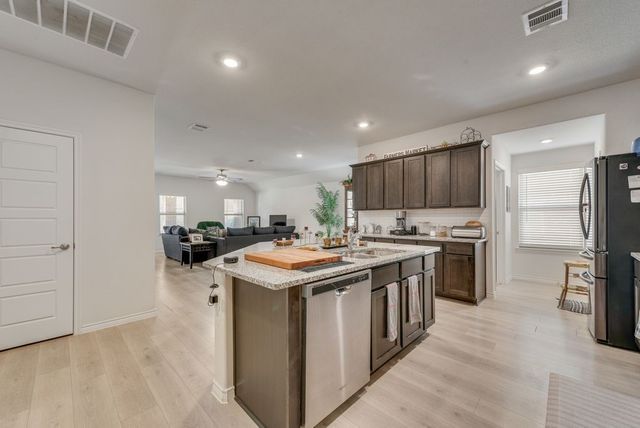 266 Canyon Crest Way, Royse City, TX 75189