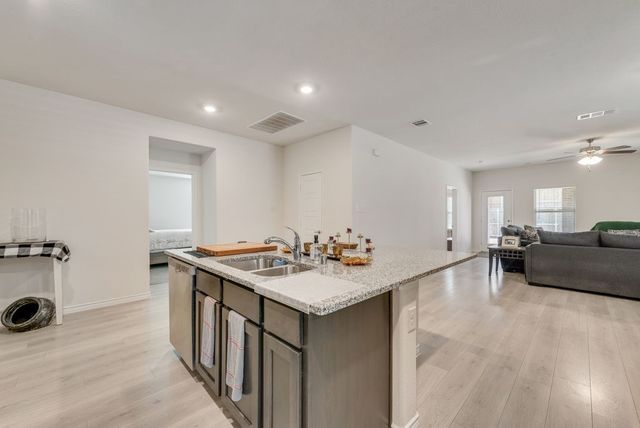 266 Canyon Crest Way, Royse City, TX 75189