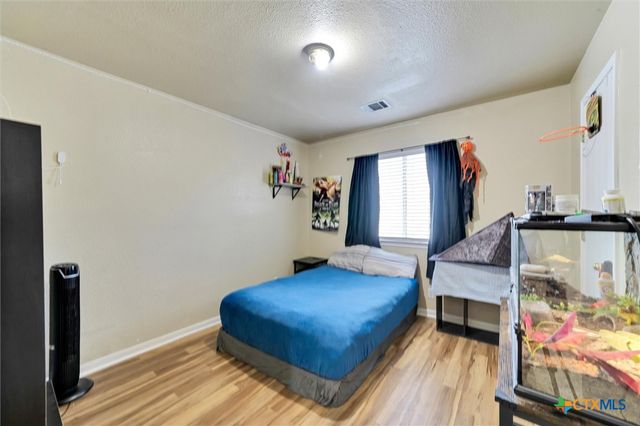 2601 Highcloud Drive, Lockhart, TX 78644