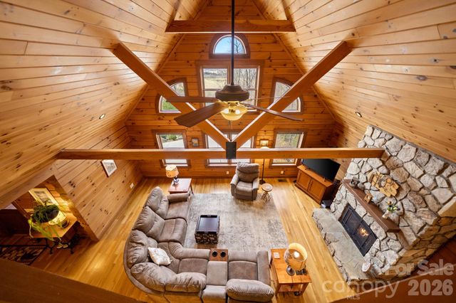 6 Tallwood Road, Leicester, NC 28748