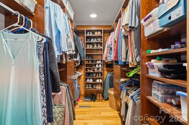 6 Tallwood Road, Leicester, NC 28748