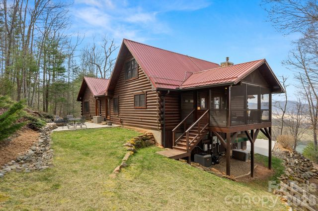 6 Tallwood Road, Leicester, NC 28748