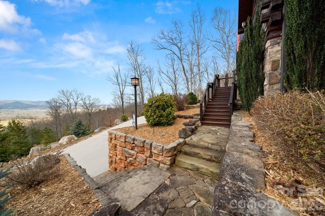 6 Tallwood Road, Leicester, NC 28748