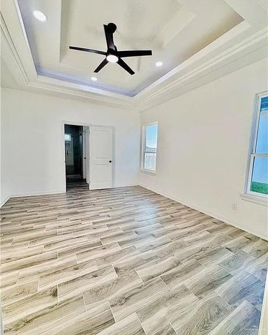 2304 E Tamarindo Avenue, Hidalgo, TX 78557