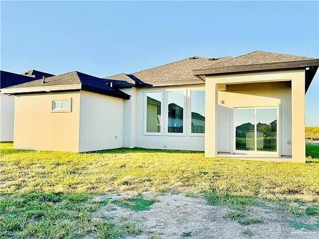 2304 E Tamarindo Avenue, Hidalgo, TX 78557