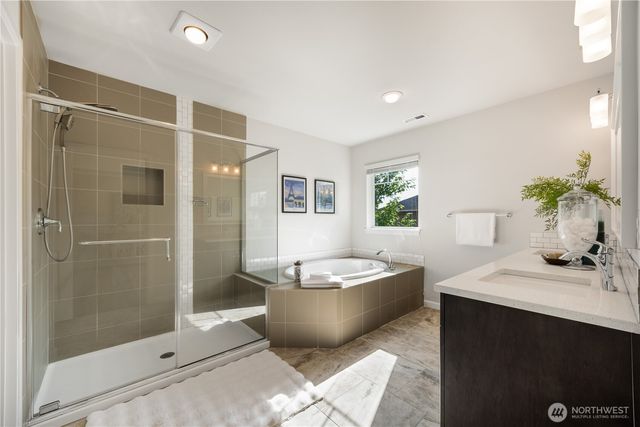 20340 85th Place NE, Bothell, WA 98011