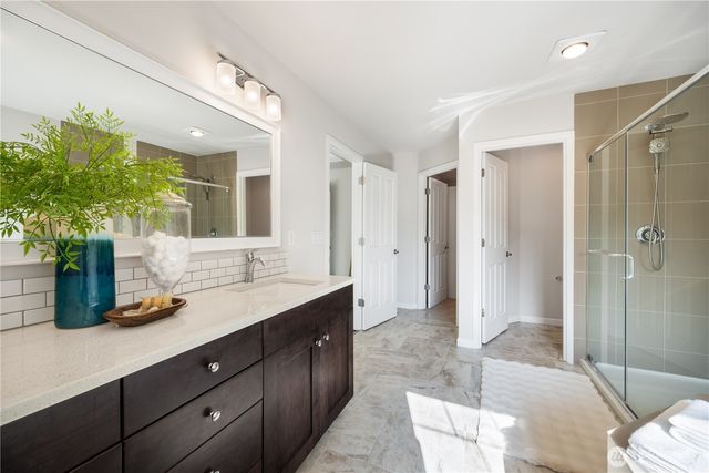 20340 85th Place NE, Bothell, WA 98011