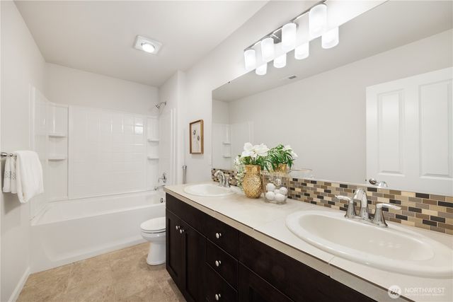 20340 85th Place NE, Bothell, WA 98011