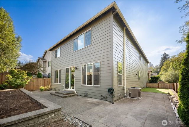 20340 85th Place NE, Bothell, WA 98011