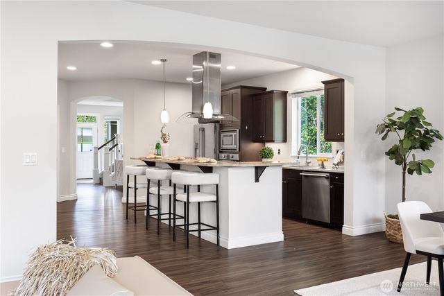 20340 85th Place NE, Bothell, WA 98011