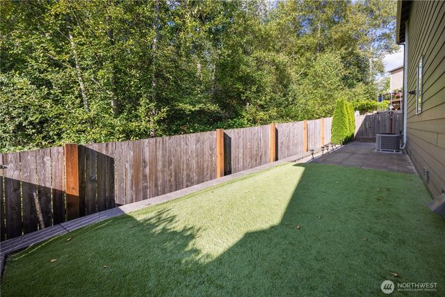20340 85th Place NE, Bothell, WA 98011