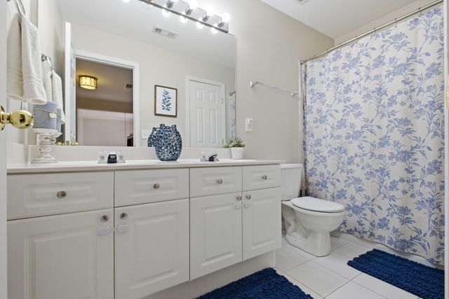 231 Green Harbor Rd Unit 93, Old Hickory, TN 37138