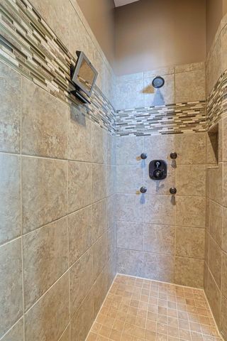 7293 Weathervane Way, West Chester, OH 45069