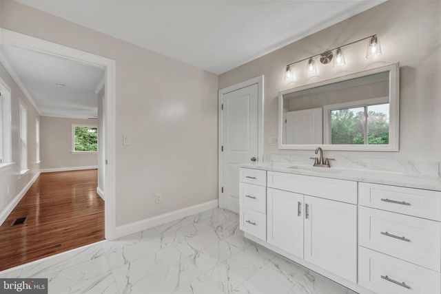1142 ZACHARY TAYLOR HWY, Mineral, VA 23117
