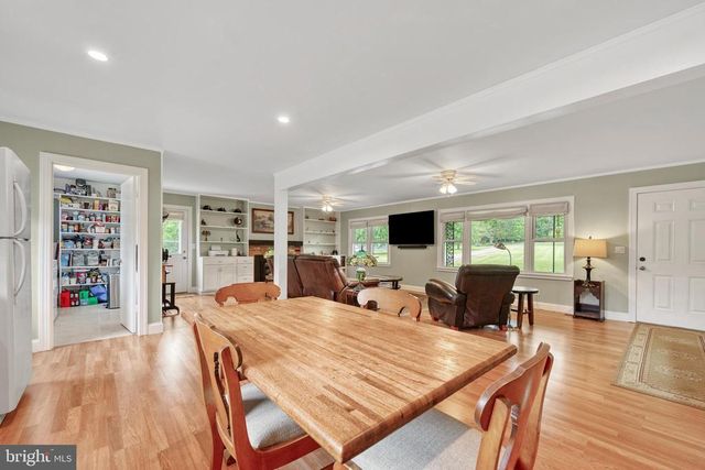 1142 ZACHARY TAYLOR HWY, Mineral, VA 23117