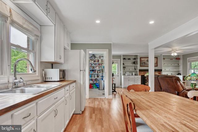 1142 ZACHARY TAYLOR HWY, Mineral, VA 23117