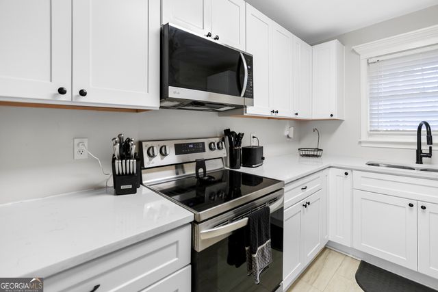 9 W Park Court, Newnan, GA 30263