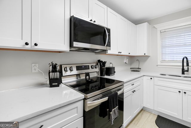 9 W Park Court, Newnan, GA 30263