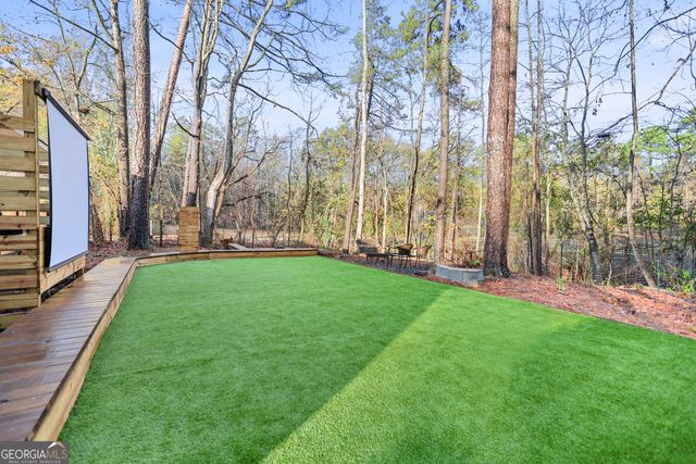 9 W Park Court, Newnan, GA 30263