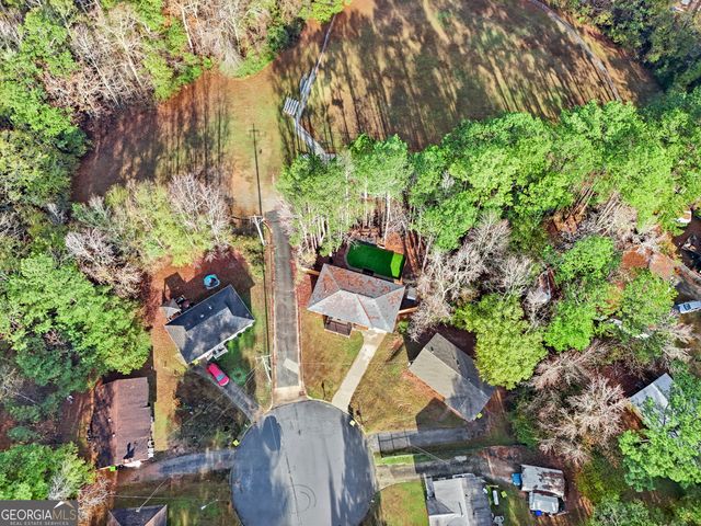 9 W Park Court, Newnan, GA 30263